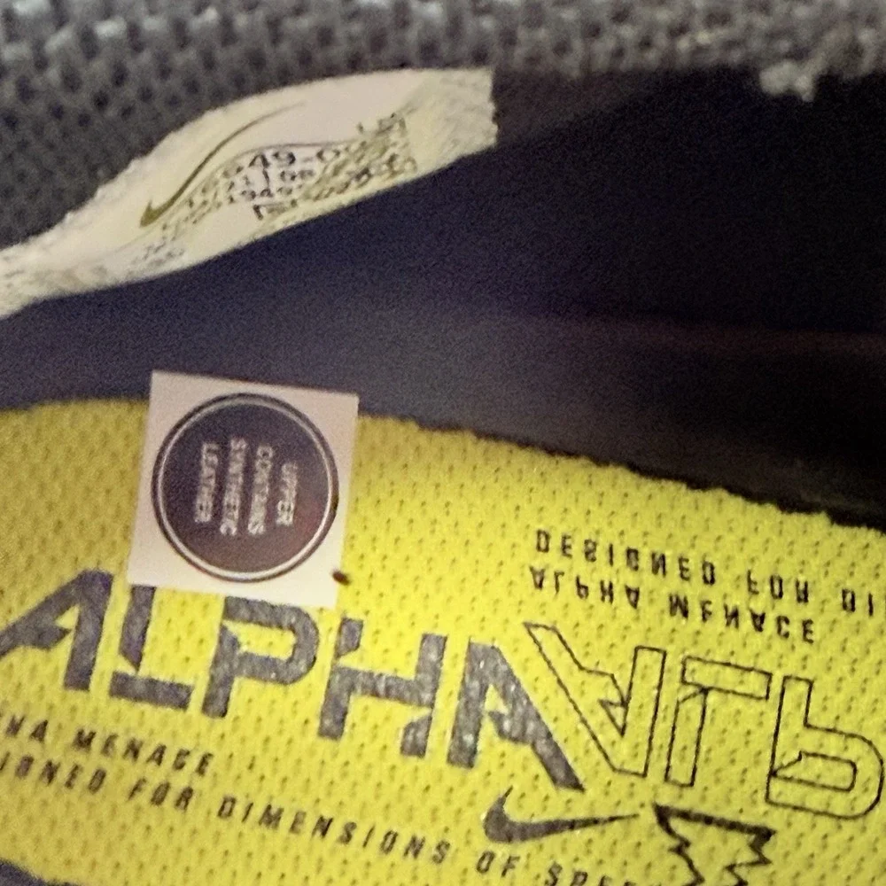 Nike Alpha Menace Pro 3 Black / White Mid Football Cleats‎ Size 10.5 CT6649-001